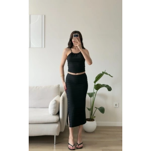 Halter Yaka Etekli Takım - SİYAH