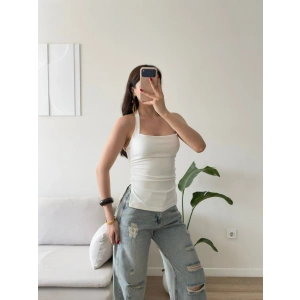 Halter Yaka Yırtmaçlı Bluz - BEYAZ