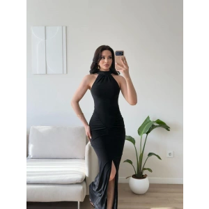 Halter Yırtmaçlı Balık Elbise - SİYAH