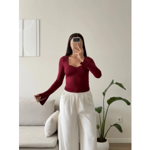 Kalp Yaka Bluz - BORDO
