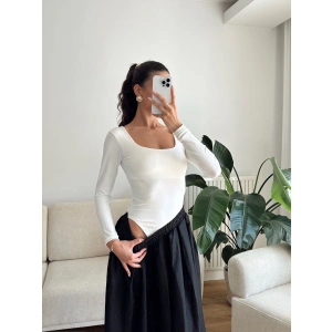 Kare Yaka Bodysuit - BEYAZ