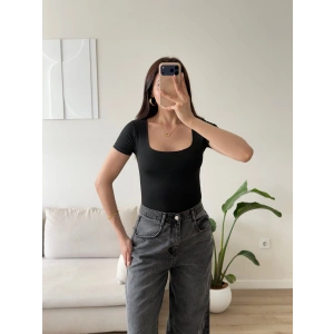 Kare Yaka Bodysuit - SİYAH