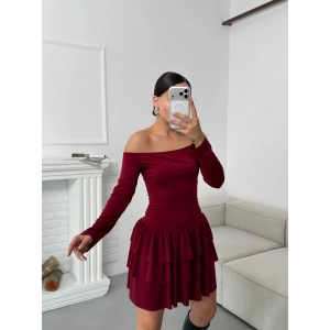 Kayık Yaka Fırfırlı Elbise - BORDO