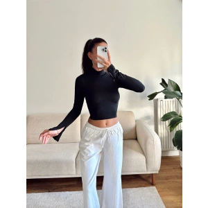 Kol Yırtmaç Yarım Balıkçı Crop - SİYAH