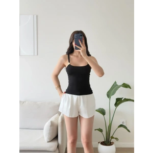Lina Gold Aksesuar Detaylı Askılı Bluz - SİYAH