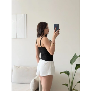 Lina Gold Aksesuar Detaylı Askılı Bluz - SİYAH