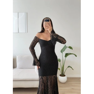 Madonna Yaka Güpürlü Maxi Elbise - SİYAH