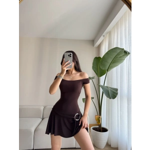Madonna Yaka Halka Kuşak Şortlu Elbise