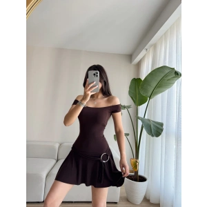 Madonna Yaka Halka Kuşak Şortlu Elbise