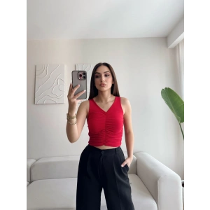 Ön Büzgülü V Yaka Crop - KIRMIZI