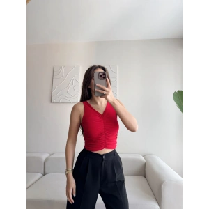 Ön Büzgülü V Yaka Crop - KIRMIZI