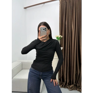 Ön Drapeli Çift Kat Bluz - SİYAH