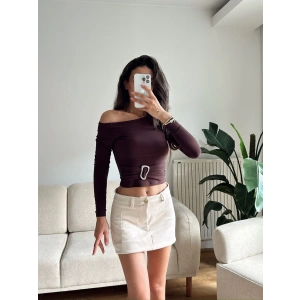 Önü Tokalı Kayık Yaka Crop - KAHVE