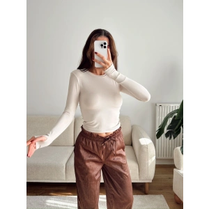 Parmak Geçmeli Basic Crop - BEJ