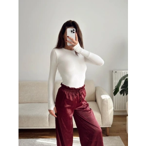 Parmak Geçmeli Basic Crop - BEYAZ