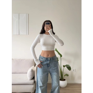 Parmak Geçmeli Bisiklet Yaka Crop - BEYAZ