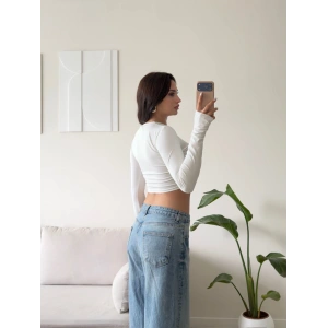 Parmak Geçmeli Bisiklet Yaka Crop - BEYAZ
