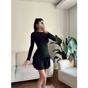 Pileli Yan Büzgü Elbise - SİYAH