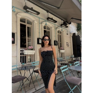 Puantiyeli Bürümcük Yırtmaçlı Elbise