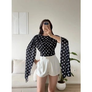 Puantiyeli Drapeli Pelerin Bodysuit - SİYAH