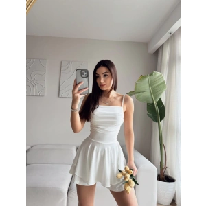 Sırt Dekolte Askılı Şortlu Elbise-BEYAZ