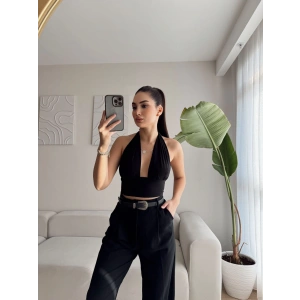 Boyun Bağlamalı Crop - SİYAH