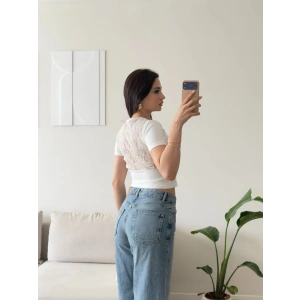 Sırt Güpür Detay Crop - BEYAZ