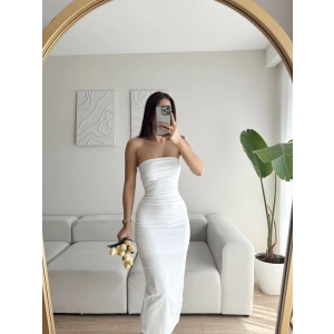Straplez Arkası Yırtmaçlı Elbise - BEYAZ