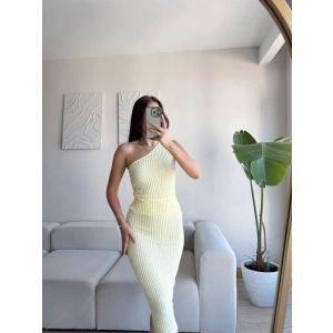 Tek Omuz Crop & Etekli Takım - SARI