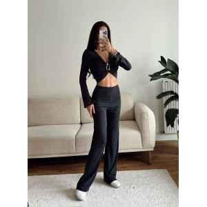 Tokalı Kruvaze Crop & Pantolon Takım - SİYAH