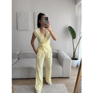 Tokalı Kruvaze Pantolon Takım - SARI