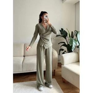 Tokalı Kruvaze Pantolon Takım - YEŞİL