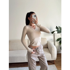 V Yaka Belize Kumaş Crop - BEJ