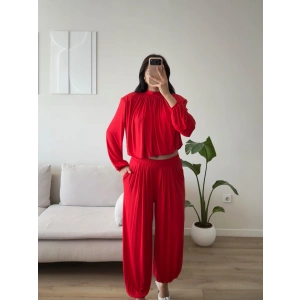 Vatkalı Pileli İkili Takım - KIRMIZI
