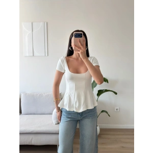 Volanlı Oval Yaka Bluz - BEYAZ