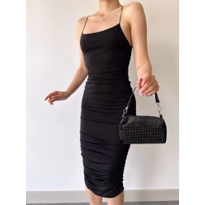 Yan Büzgülü Askılı Elbise-SİYAH