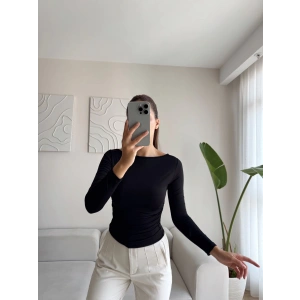 Yan Lastik Kayık Yaka Crop - SİYAH