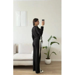 Yan Şerit Fiyonklu Triko Takım - SİYAH