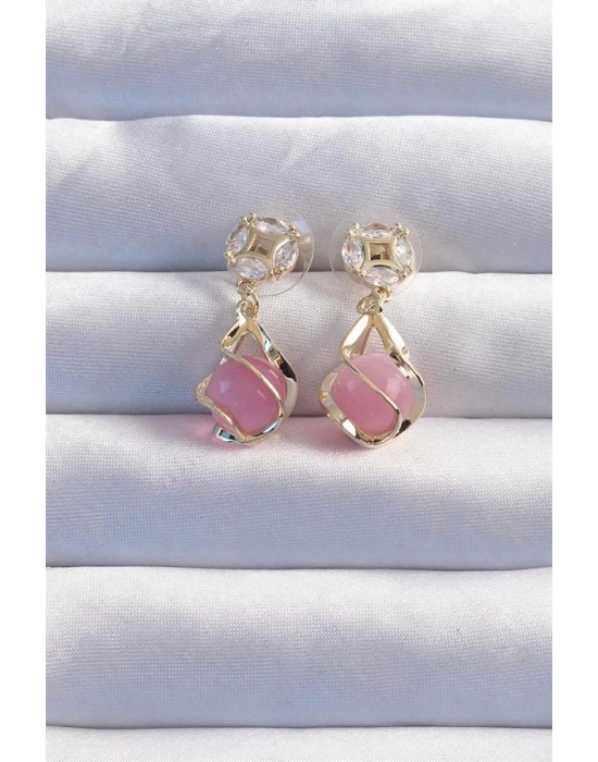 Pirinç Gold Renk Zirkon Taşlı Pembe Küre Tasarımlı Küpe