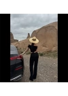 Madonna yaka bol paça pantolonlu takım