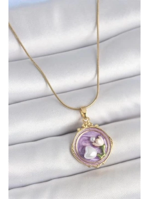 316L Çelik Gold Renk Zincir Mor Mineli İncili Çiçek İşlemeli Portre Model Kadın Kolye