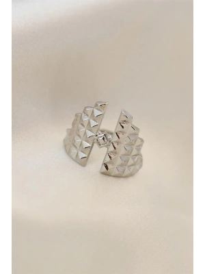 Ayarlamalı Gümüş Renk Metal Zirkon Taşlı Piramit Yüzük