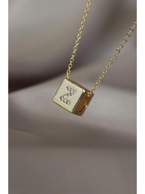 Gold Renkli Küp Model Zirkon Taşlı Z Harfli Kolye