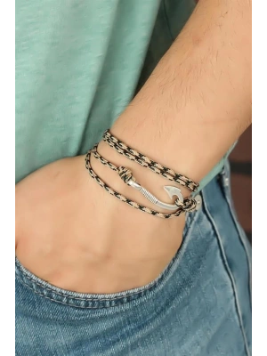 Krem Renk Çizgi Desenli Metal Kancalı Erkek Bileklik