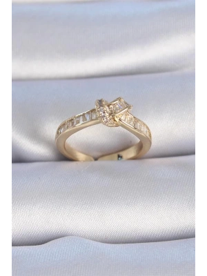 Pirinç Gold Renk Zirkon Taşlı Düğüm Model Kadın Yüzük