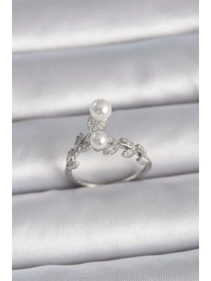 Pirinç Gümüş Renk Ayarlanabilir Zirkon Taşlı Yaprak Model İnci Detay Kadın Yüzük