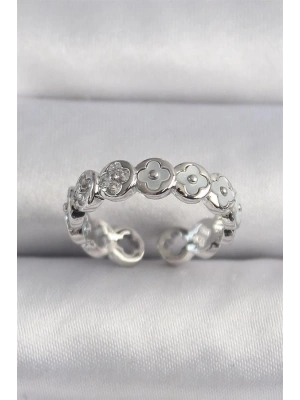 Pirinç Gümüş Renk Beyaz Sedefli Yonca Model Kadın Yüzük