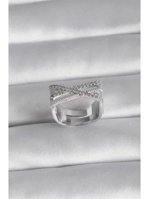 Pirinç Gümüş Renk Zirkon Taş Detay Kadın Yüzük