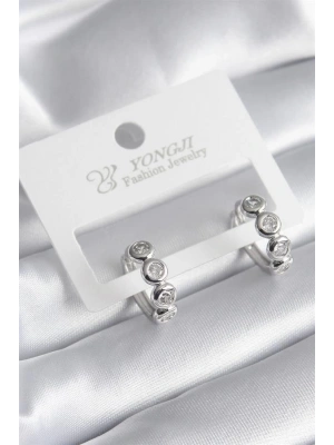 Pirinç Gümüş Renk Zirkon Taşlı Kadın Küpe