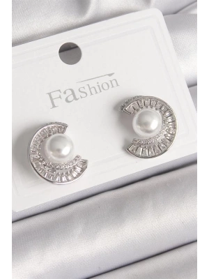 Pirinç Gümüş Renk Zirkon Taşlı Salyangoz Model İnci Detay Kadın Küpe